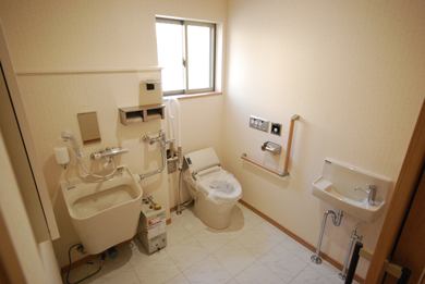 バリアフリーでみんなが使いやすい楠葉丘住宅自治会集会所 枚方市