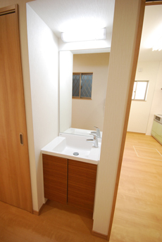 バリアフリーでみんなが使いやすい楠葉丘住宅自治会集会所 枚方市
