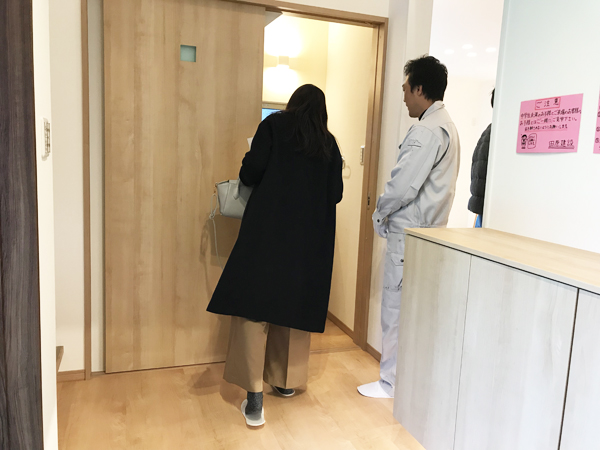 11月26日 枚方市 適材適所の収納で家事楽収納上手な家 完成見学会の様子