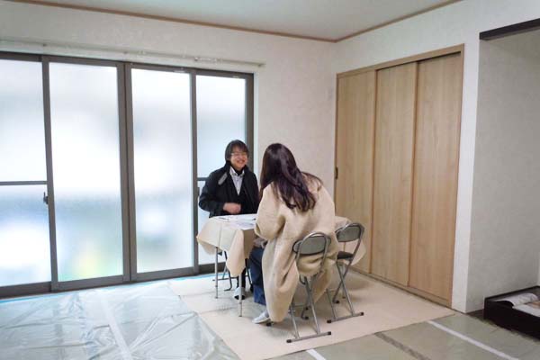 1月21日 枚方市 笑顔で暮らせる二世帯住宅<br />
完成見学会と相談会の様子
