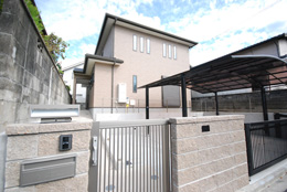 バリアフリーにも対応した長期優良住宅に建て替え 枚方市 S様邸