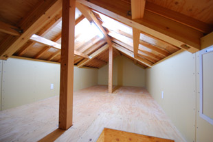 小屋裏